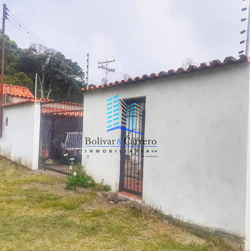En Venta Casa En El Manzano Alto, Ejido, Merida,  Codigo: B&c0-205, Abr2024