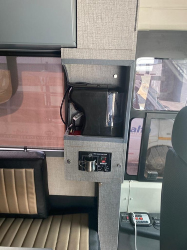 Imagen 12 de 15 de Motorhome Iveco 70 C17 Carrozado Unico .para Exigentes