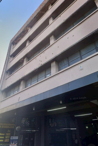 Venta Cochera A Metros Avenida General Paz Barrio Centro