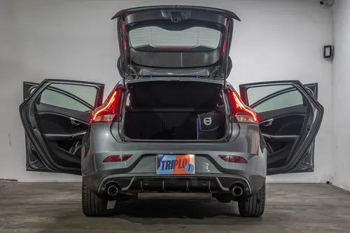 Volvo V40 2.0 T4 Drive-e R-design