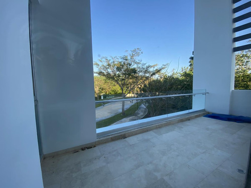 Imagen 15 de 30 de Casa En Venta En Mérida En Privada De Lujo Con 10 Recámaras