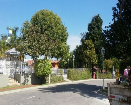Casa Térrea 3 Dormitórios 100 M² 2 Vg Condomínio - 983-cadg - 67749810