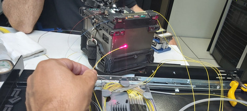 Imagem 6 de 7 de Fusão E Emenda De Fibra Óptica - São Paulo E Interior