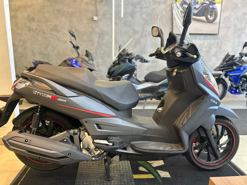 Citycom S 300i Cbs - 2024 - 5.720km - $24.990 - Clj