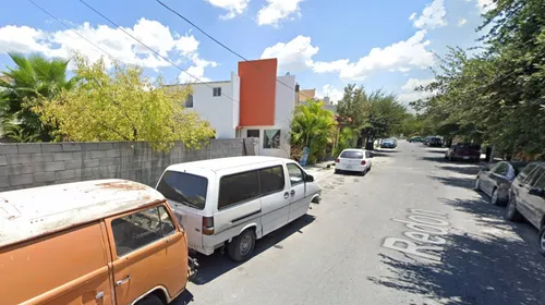 Sg- Casa En Remate Bancario En Redan , Mision Real , Apodaca, Nuevo Leon.