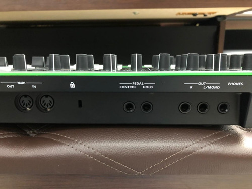 Imagem 7 de 10 de Teclado Sintetizador Roland System-1 Plug-out Synthesizer