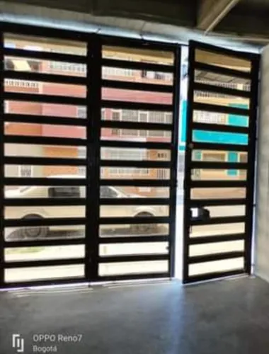 Vendo Casa Bodega Con Licencia Para 5 A 7 Pisos