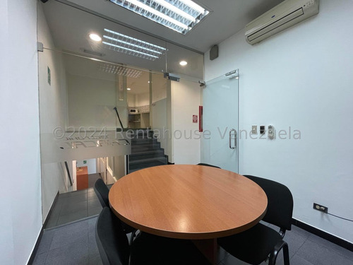 Local Comercial En Venta En Chacao A Pie De Calle Caracas