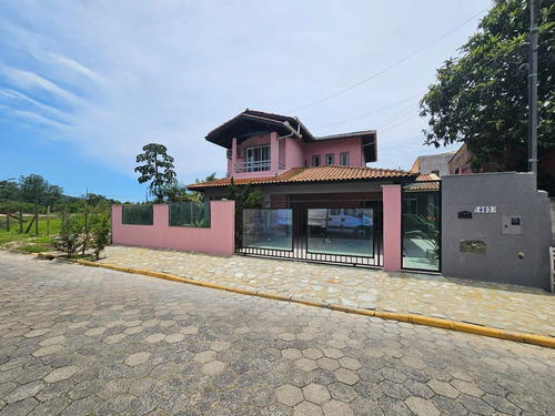 Hermosa Casa En Brasil Camboriu A Pocas Cuadras Del Mar Para Disfrutar ......