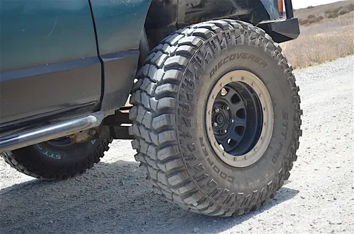 Llanta Cooper 37x13.5 R17 Discoverer Stt Pro
