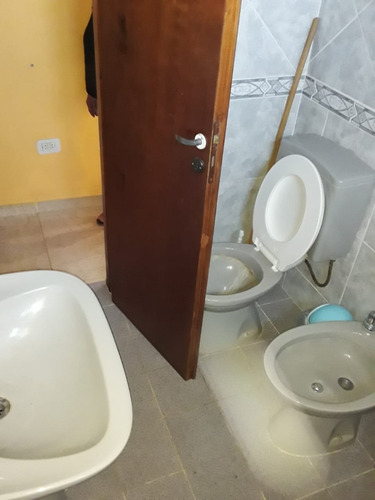 Imagen 11 de 18 de Chalet A 6 Cuadras Del Mar - Calle 83 N° 648 - Mar Del Tuyu