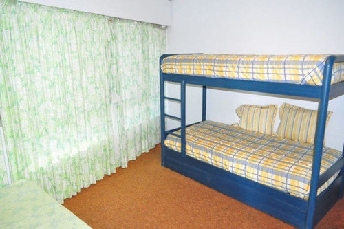 Venta De Apartamento De 2 Dormitorios En Roosevelt