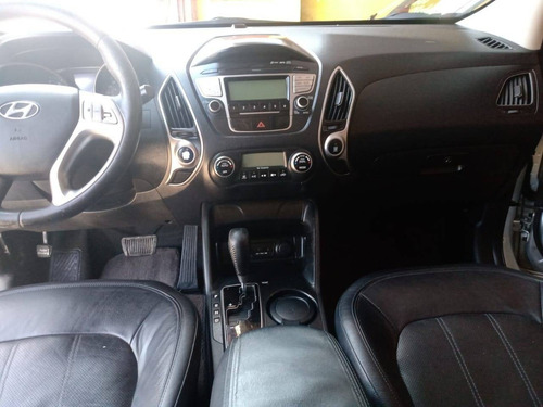 Imagem 4 de 14 de Hyundai Ix35 2.0 Mpfi Gls 4x2 16v Gasolina 4p Automático