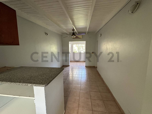 Casa Remodelar En Venta En Gonnet, 16 Bis 487 Y 488