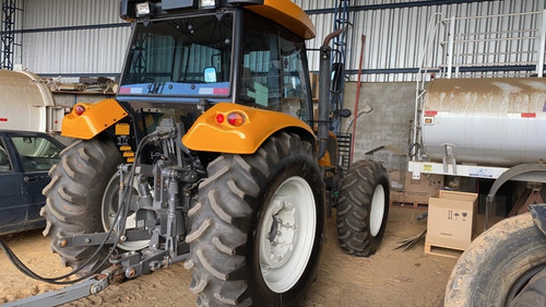 Imagem 8 de 11 de Trator A950 E Grade Arado 16x28 Valtra. 2019