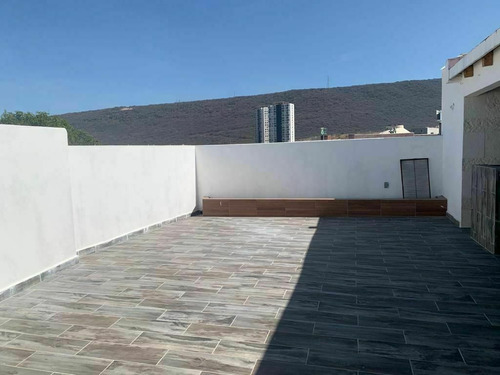 Residencia En Claustros De La Catedral, 4ta Recamara En Pb, 