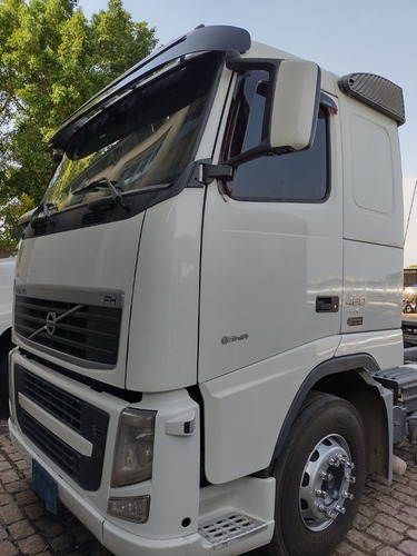 Imagem 2 de 15 de Caminhão Volvo Fh 460 6x2 Ano 2013