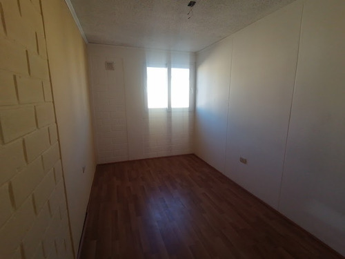 Condominio Los Aromos, A Una Cuadra De Marga Marga