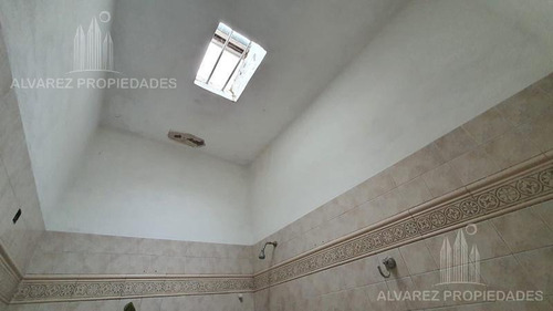 Imagen 25 de 30 de Casa 7 Ambientes Venta Merlo Oportunidad