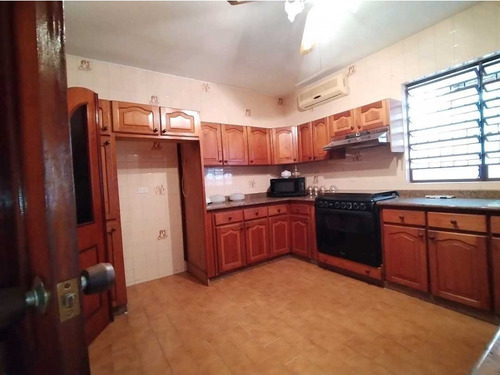 Casa En Venta, Valencia, Urb Trigaleña Em-8370321