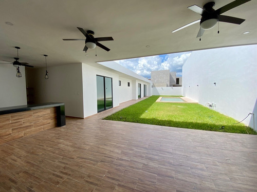 Imagen 5 de 16 de Últimas 2 Casas Taro 1 Planta Con 533 M2 De Terreno En Nuev