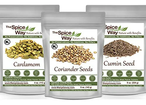Semillas De Cilantro, Cápsulas De Cardamomo Y Semillas De Co