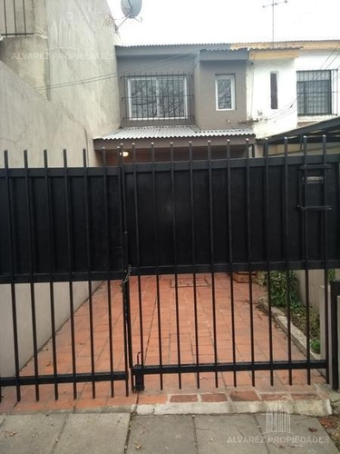 Imagen 2 de 13 de Ph - Castelar Norte.
