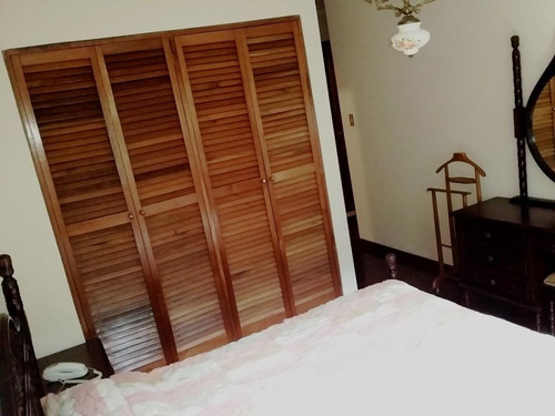 Imagen 11 de 18 de Se Alquila Bello Apartamento En Las Esmeraldas