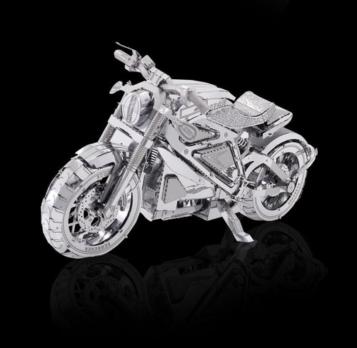 Modelo De Ensamblaje De Motocicleta De Metal Con Rompecabeza