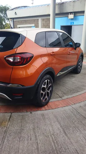 Renault Captur 2.0 Intens Automática