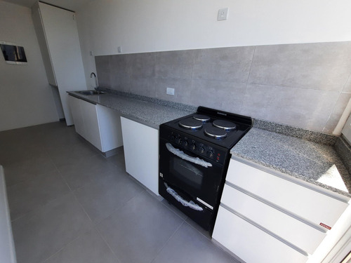 Imagen 12 de 24 de Departamento 3 Ambientes Venta Cochera Seguridad