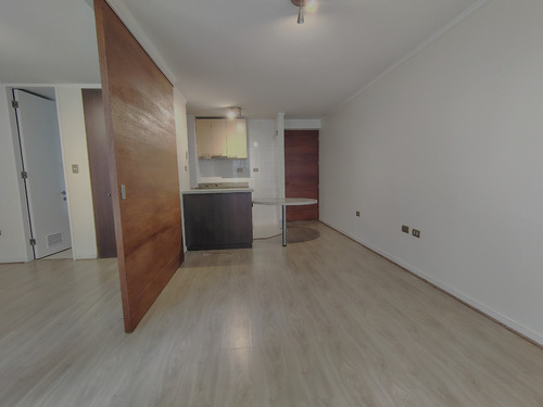 Piso 4 A Pasos Sanatorio Aleman 1 Dorm + Estac Concepcion