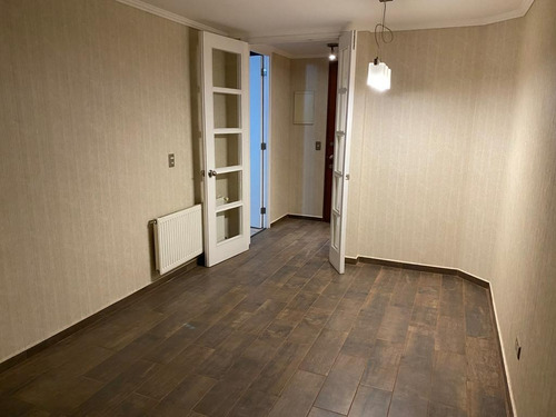 Departamento En Venta! Ubicado En Av. Irarrázaval 2042 Piso4