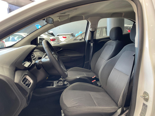 Chevrolet Onix Onix 1.0 LT SPE/4