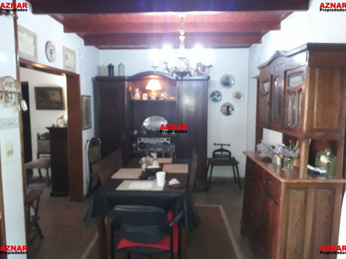Imagen 2 de 11 de Casa De 5 Ambientes Y 2 Dormitorios (911)