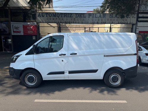 Ford Transit 2.2 Van Corta Techo Bajo Custom Mt