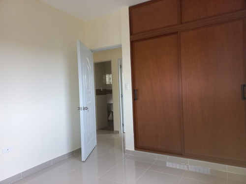 Imagen 9 de 13 de Primer Piso Y Cuarto Piso En Hainamosa