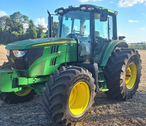 Trator John Deere 6135 M Ano 2022