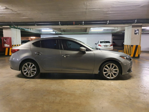 Imagen 2 de 8 de Mazda 3 2015