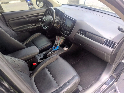 Mitsubishi Outlander 3.0 GT 4X4 V6 24V GASOLINA 4P AUTOMÁTICO