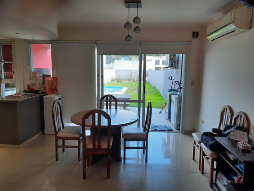 Imagen 3 de 13 de Casa En Venta 2 Dormitorios En El Pato