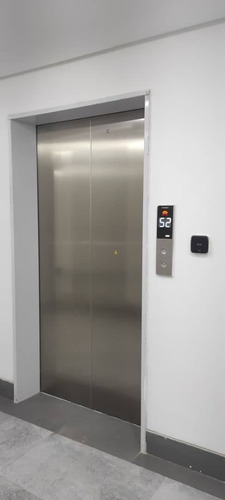 Imagen 7 de 14 de Se Alquilan Oficinas 125 M² A 558 M² Torre Q Los Naranjos