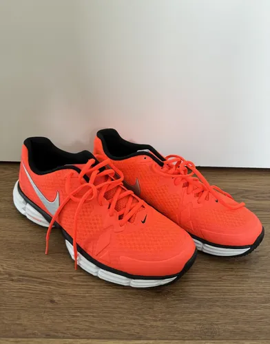 Nike dual top fusion tr6