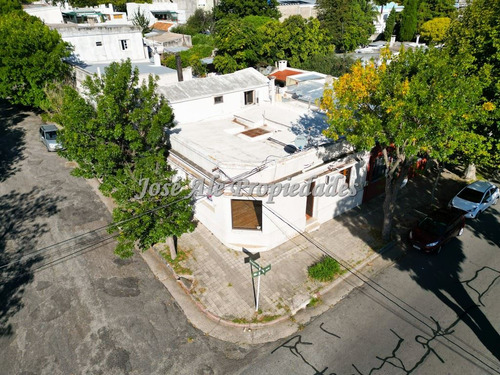En Venta Casa Con Vista Al Rio De La Plata, Colonia