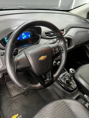 Chevrolet Onix 1.4 Ltz 5 p