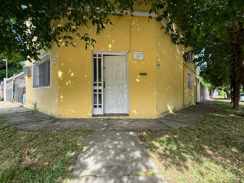 Oportunidad-casa En Venta-bella Vista 4amb.