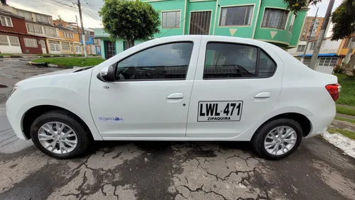 Renault Logan 1.6 Expression / Life +