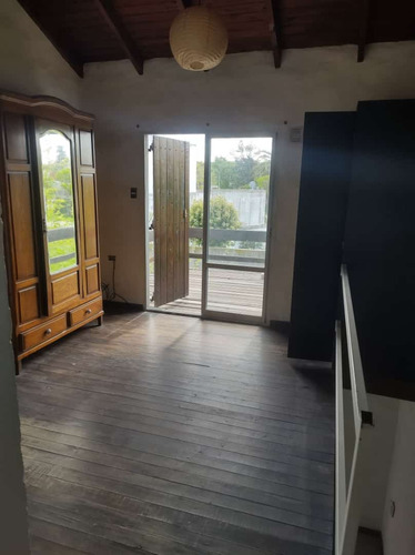 Departamento Tipo Duplex Con Cochera A 100 Metros De Laguna De Chascomus