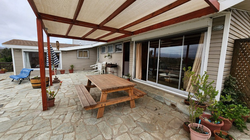 Casa En Venta Pichidangui Balneareo De 3d 2b