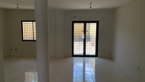 Imagen 5 de 18 de Town House Nuevo. Original De Fabricacion. Via El Seminario, En La Distinguida Residencia San Ignacio, En San Diego, Carabobo Y Terreno Adicional De 6,00x 8,30 Para Ampliar